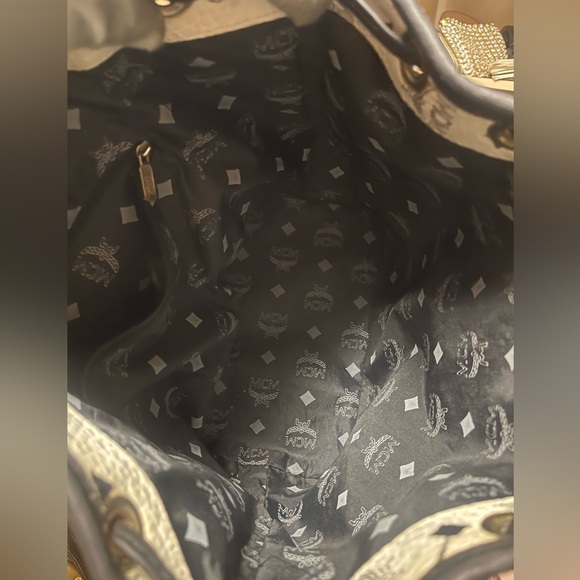 MCM White Black Visetos Vintage Oversized Drawstring Bucket Handbag - Picture 9 of 11